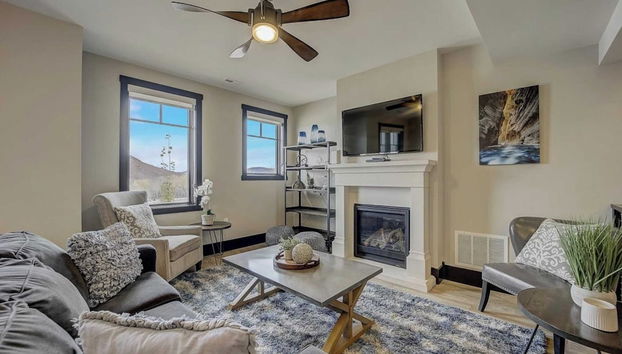 Hot Tub, Walk to Park City Mtn Ski Lift Blackstone at the Canyons by Avantstay - Foto 3, Interior