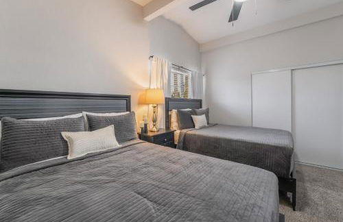 Las Vegas Eichler, Pool, Cabana Bar, Fast WiFi - Foto 35