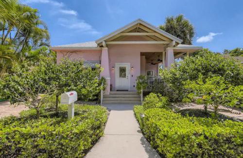 Nini's Cottage - Family-Friendly Pool Days and Cabana Nights Await - Foto 19