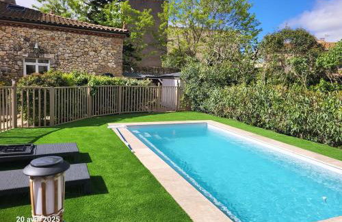 Gîte Coté Village - le cœur du village avec piscine - Foto 1