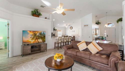 Spacious 4 Bedroom Vacation Villa Near Disney perfect for Two Families - Foto 3