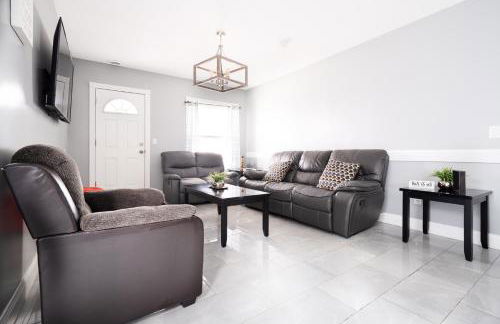 Large-Group Ready 8BR Home Near Niagara Falls & Casino - Foto 22