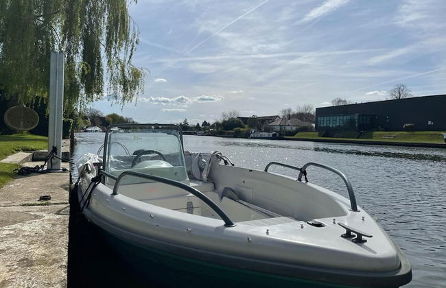 River View Guest House, Jacuzzi, Boat, Fire Hire - Photo 20