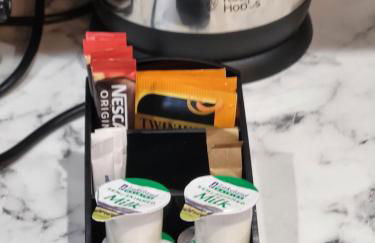 Modern Serviced Studio - Affordable Luxury with Free WIFI Free Parking Flat Screen Smart TV - Foto 18