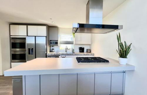 Private Rooftop Retreat with Stunning City Views - Foto 13