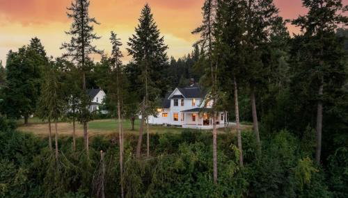 The Historic Bonners Family Home- 4 Bedroom - Panoramic River Views, Casino Nearby - Foto 5