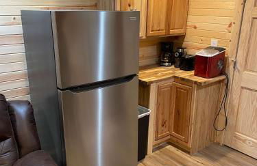 Secluded Cabin with King size bed - Photo 4