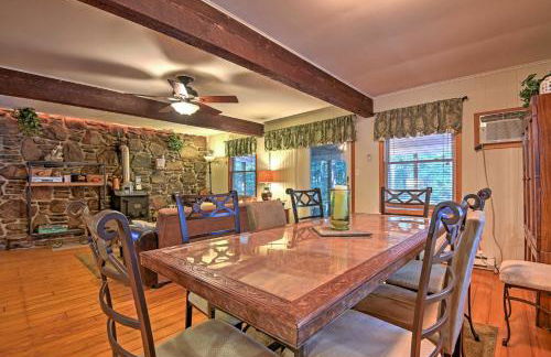1 Mi to Lake Wallenpaupack Pocono Mountain Home! - Foto 6