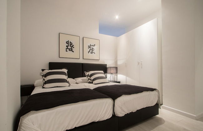 Valencia Luxury - Boutique Center - Photo 29