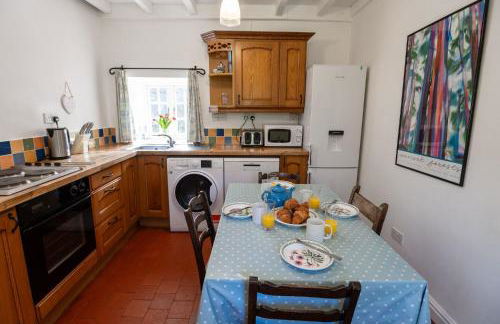 Rose Cottage - Photo 4