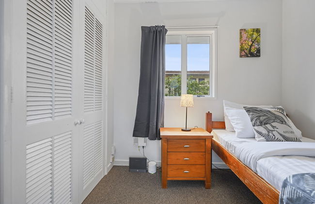 3 Bedroom In Papatoetoe w Parking - Wifi - Foto 2