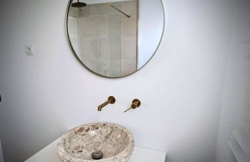 Dream beach-side villa with sea views & close to golf - Photo 24