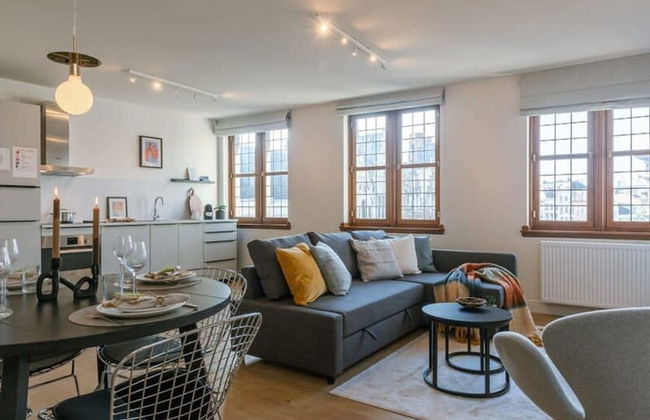 Modern Apartment on top Location in Antwerp - Photo 1