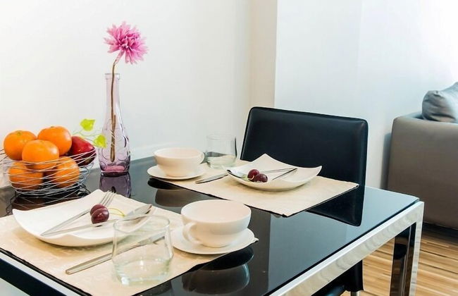 The Violin Sriracha - Photo 14