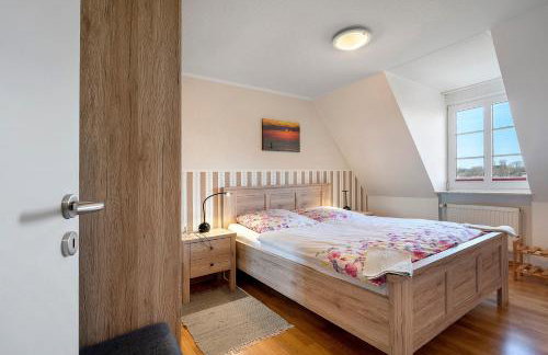 Klaus Jensen , Unter den Linden - Foto 16