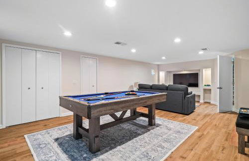 Hot Tub Ping Pong Sleeps 9 Retro Fun - Foto 7