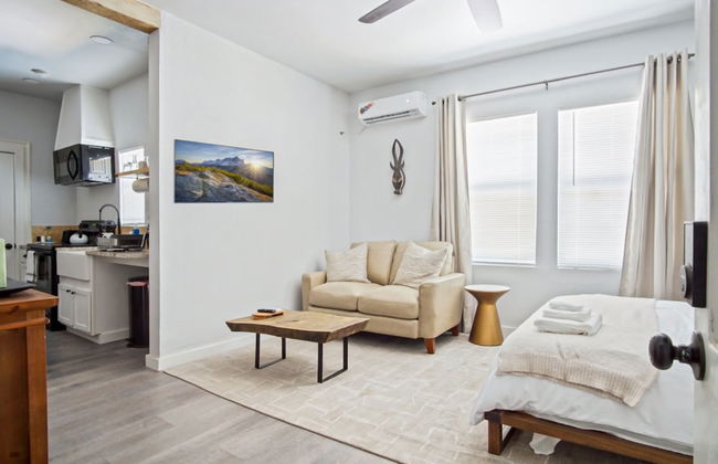 Adorned Studio 3min-asian Dist Rain Shower - Photo 2