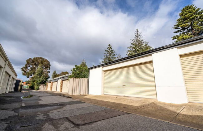 Glenelg Beach Stylish 2 Story Townhouse Sea View - Foto 38