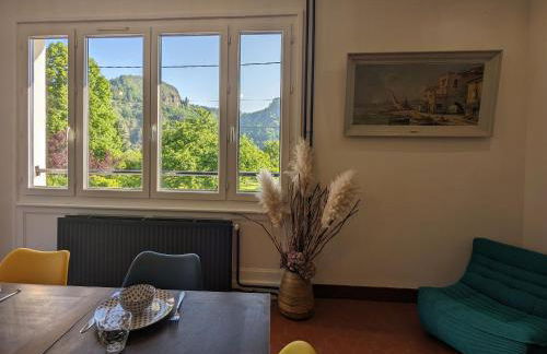 Maison rénovée avec piscine, parc arboré et proche de la gare à Chamalières-sur-Loire - FR-1-582-469 - Foto 6