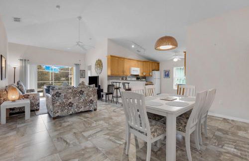 Serene 4 Bed Home With Lake And Conservation Views - Foto 9