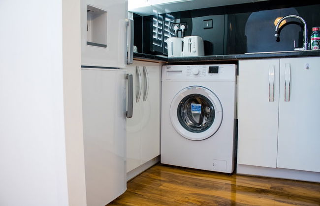 Charming 2-bed Fully Furnished Apartment in London - Foto 26