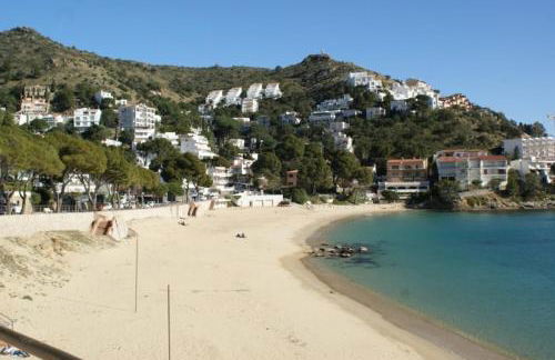 Preciosa casa con piscina desbordante y vistas al mar - Foto 7