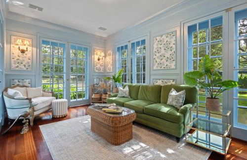 Private Resort Mansion with Pool - Foto 3