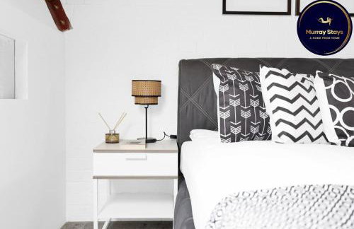 Large Industrial Style 2 Bedroom Apartment Short Term Rental & Flexible Renting Canary Wharf With Free WiFi - Foto 18