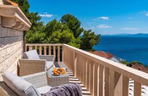 Villa Kadena - Luxury Seaside Villa with Private Heated Pool - Photo 62