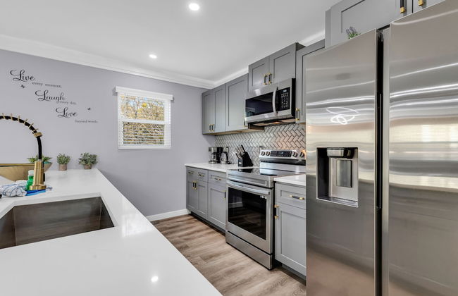 Charlotte Spacious Home - Foto 18