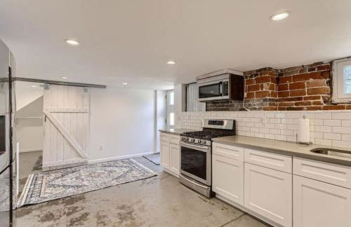 A Pet Friendly And Remodeled I Near RiNo Where Sleeps 7 - Photo 21