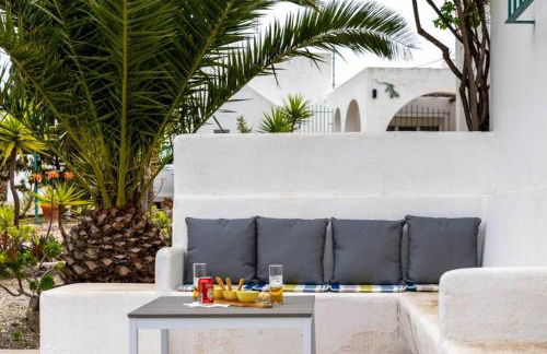 TurAlmeria - Casa Tranquila con Jardín y Aparcamiento privado - Foto 32