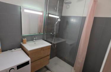 Studio avec balcon et vue panoramique sur le Cousson proche Thermes - Foto 44