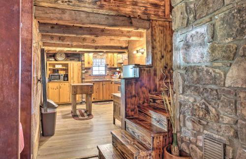 Peaceful Log Cabin Escape Near Table Rock Lake! - Foto 11