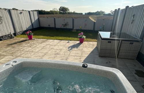 Dwylig Isa Holiday Cottages - Photo 34