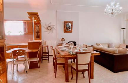 Garden Beach House - Photo 18