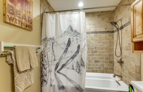 Year-Round Loon Lake Retreat Ski, Hike, Explore! - Foto 18