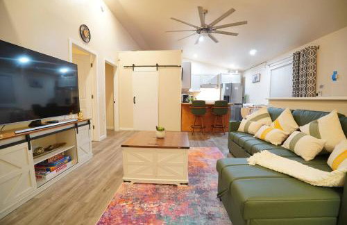 Modern & Cozy 2BR 2 King Kitchen|Airport LightRail - Foto 20