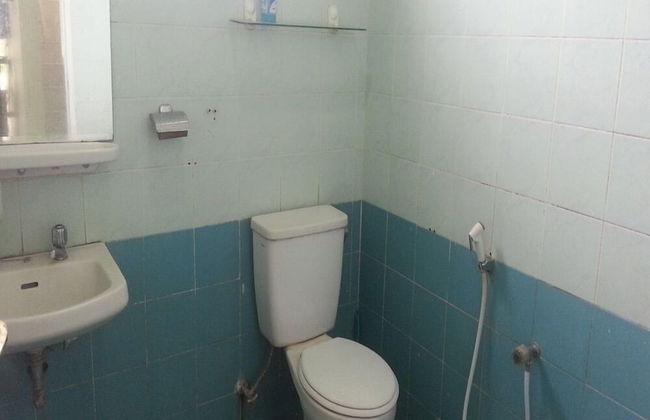 Villa Kota Bunga Tulip - Photo 25