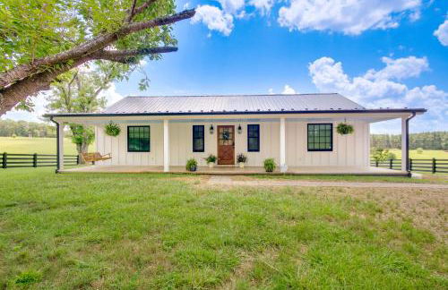 Modern Altavista Farmhouse with Countryside Views - Foto 1