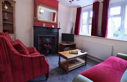 Charming 2BR Edwardian House in Market Town - Foto 11
