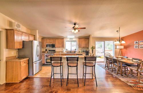 Hilltop Hideout with Peaceful Mountain Views - Foto 9