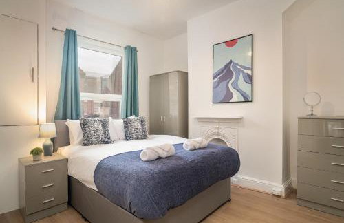 Anfield House - Liverpool Retreat 7 Bedroom Home - Photo 15