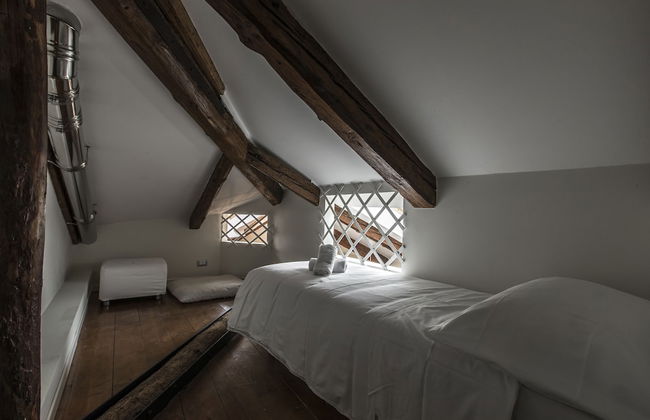 Design District Apartment R&R - Photo 4