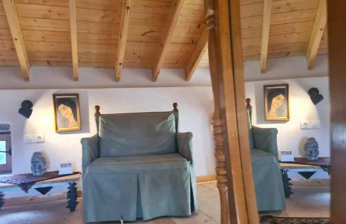 Hidden gem of 1900, 7km from sea - Foto 29