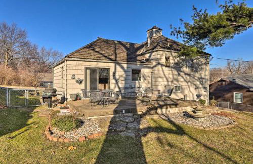 Cozy Kansas City Home with Yard - 9 Mi to Dtwn! - Foto 31