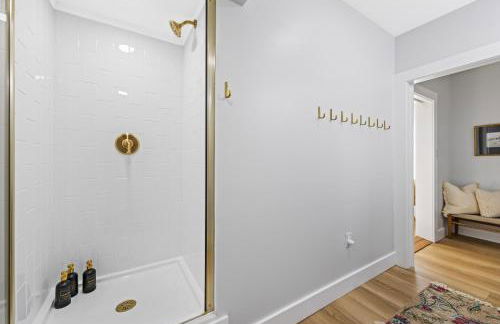 Skyline Retreat Luxury Secret Speakeasy - Foto 9