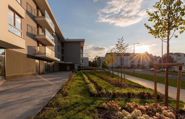 Warsaw Apartment Szajnowicza by Renters - Photo 40