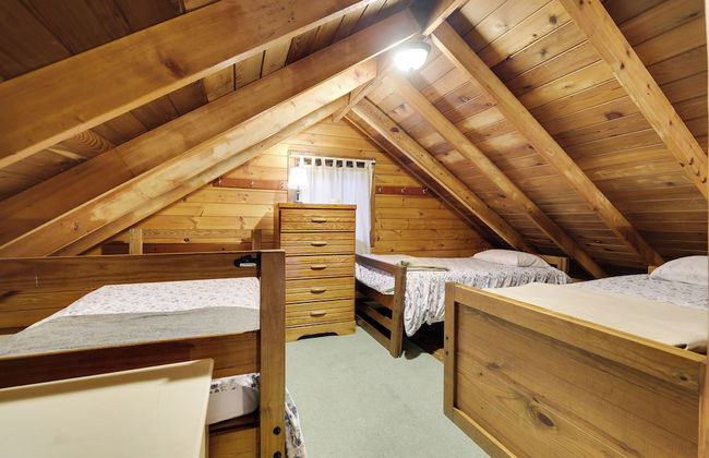 Cozy Lake Cabin 3 with Boatdock - Photo 5