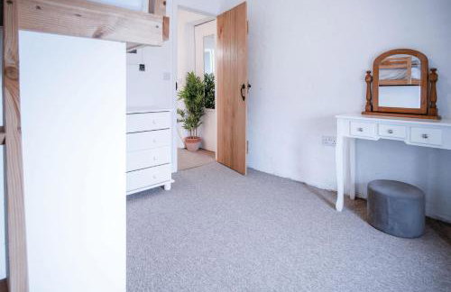 Yellow Cottage - 2 Bedroom Cottage - Dale - Foto 63